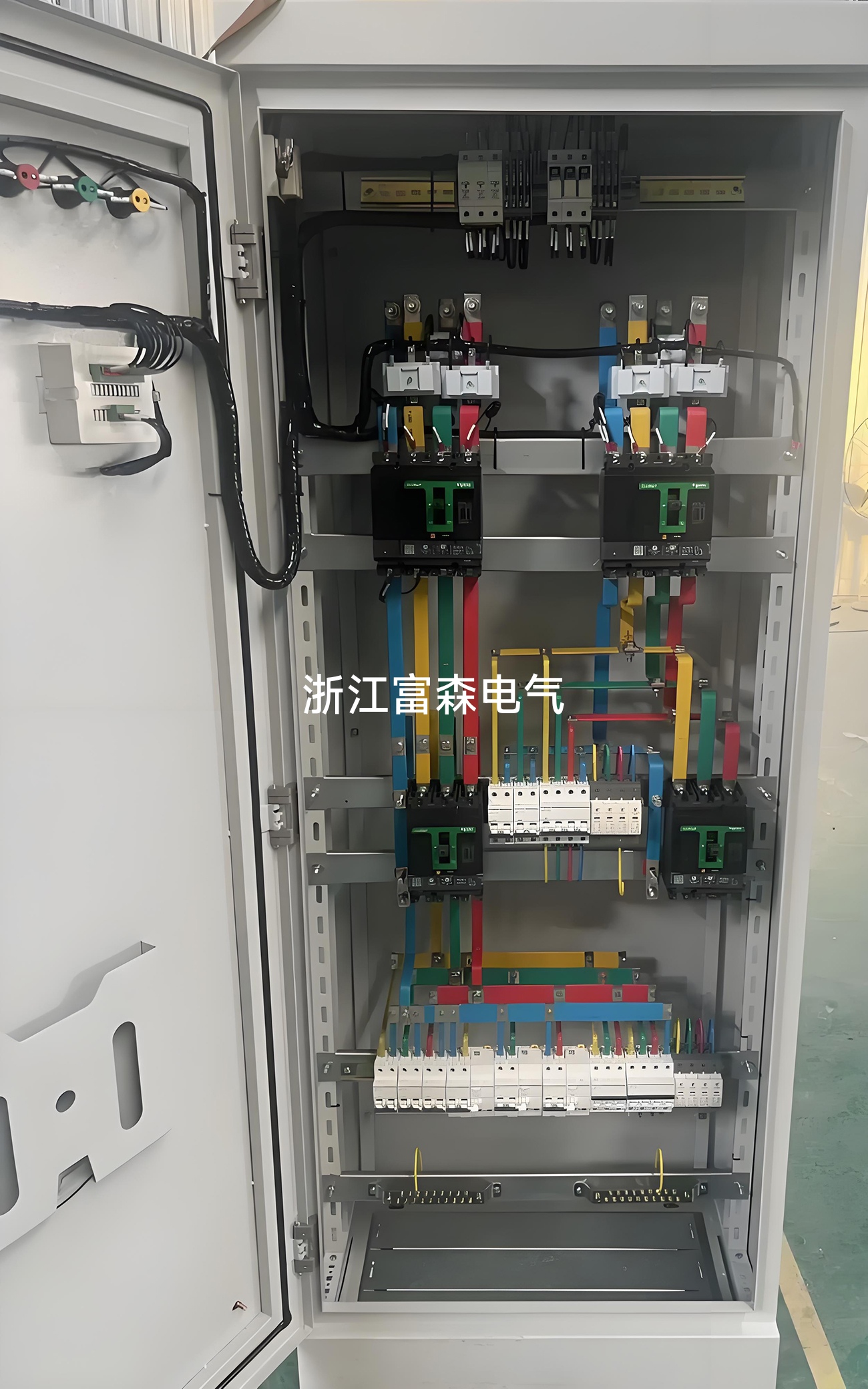 工业配电设备全解析 从配电柜到端子箱的应用与选择